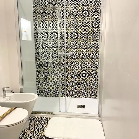 Appartement Piso Con Patio, 3 Habitaciones, En La Goleta *